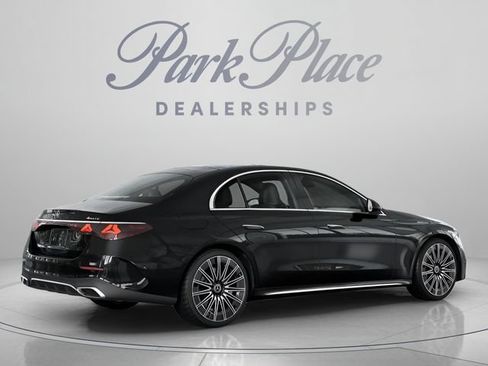 New 2026 Mercedes-Benz E 450 4MATIC Sedan image 19