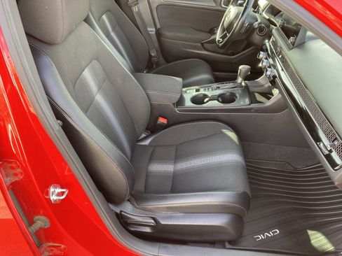 Used 2024 Honda Civic Sport image 30