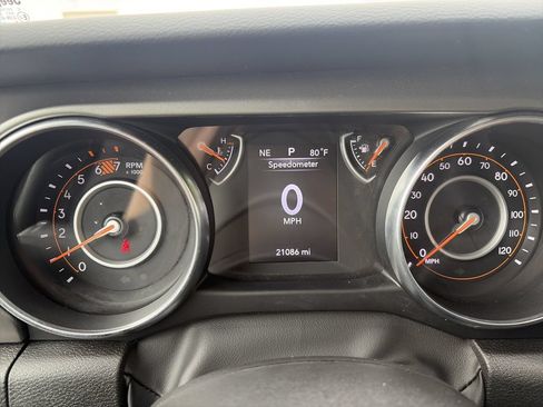 Used 2023 Jeep Wrangler Unlimited Sport AWD/4WD image 22
