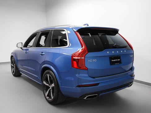Used 2019 Volvo XC90 T6 R-Design w/ Advanced Package image 3