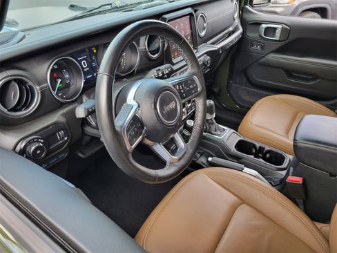 Used 2023 Jeep Wrangler Unlimited Rubicon 4xe w/ Steel Bumper Group image 3