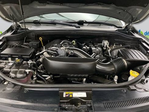 Used 2019 Jeep Grand Cherokee Altitude image 12