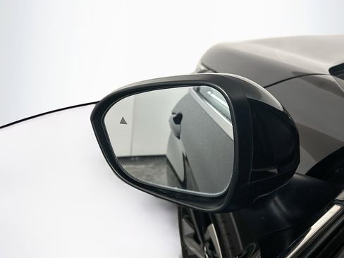 Used 2024 Mitsubishi Outlander SE FWD image 16