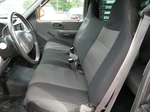 Used 2003 Ford F150 XL image 10