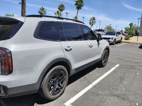 Used 2025 Kia Telluride SX X-Line AWD/4WD image 4
