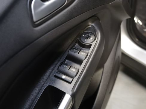 Used 2017 Ford Escape SE AWD/4WD image 11