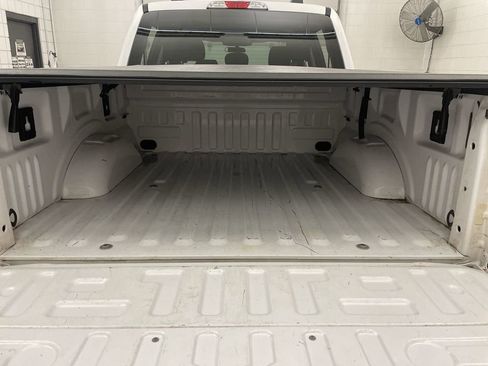 Used 2021 Ford F150 XLT AWD/4WD image 17