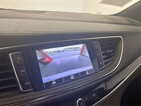Used 2022 Buick Enclave Essence w/ Experience Buick Package image 18