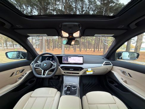 New 2026 BMW 330i 330i w/ M Sport Package image 2