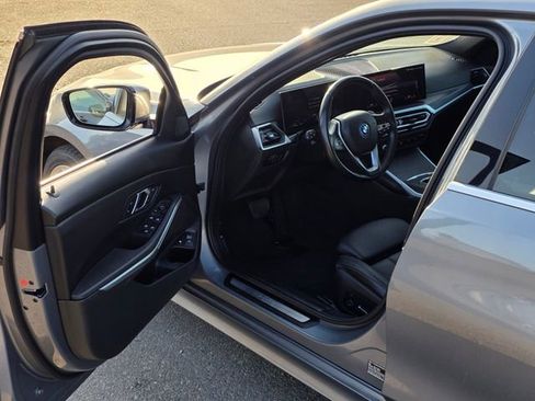 Used 2024 BMW 330e RWD image 38