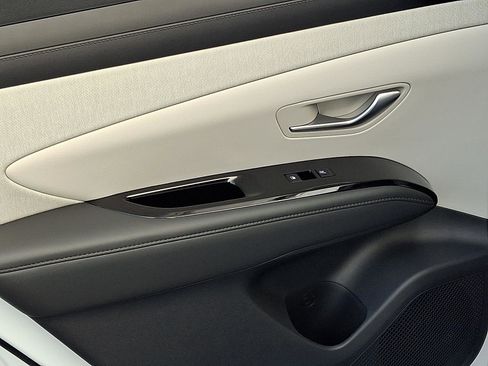 New 2026 Hyundai Tucson Limited image 8