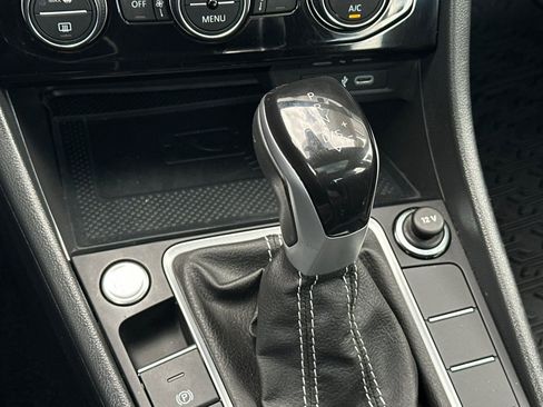 Certified 2024 Volkswagen Jetta SEL image 20