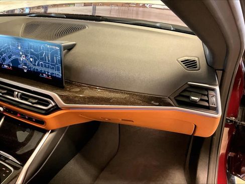 Used 2023 BMW i4 eDrive35 image 17