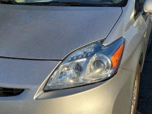Used 2010 Toyota Prius Five image 4