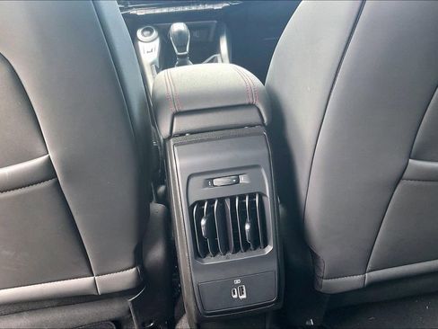 Used 2024 Dodge Hornet GT AWD/4WD image 32