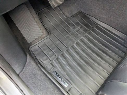 Certified 2023 Acura MDX FWD w/ Technology Package image 32