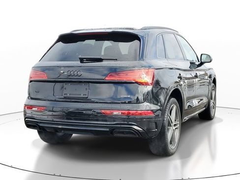 Used 2025 Audi Q5 e Premium Plus w/ Premium Plus Package image 4