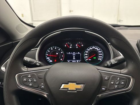Used 2024 Chevrolet Malibu LT image 12