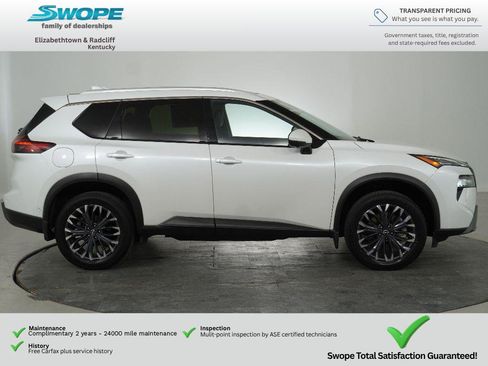Used 2025 Nissan Rogue SL w/ Tech Package FWD image 3