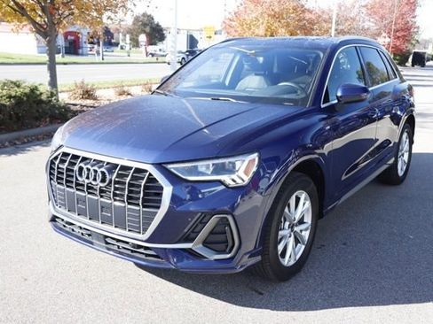 Used 2025 Audi Q3 2.0T Premium AWD/4WD image 7