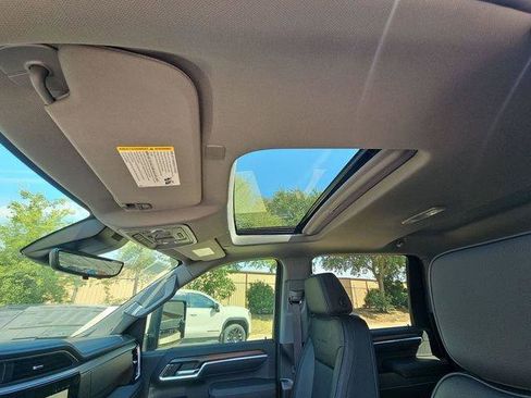 New 2026 GMC Sierra 2500 Denali w/ Denali Reserve Package image 19