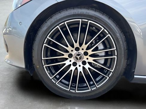 Used 2022 Mercedes-Benz C 300 4MATIC Sedan image 38