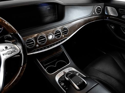 Used 2018 Mercedes-Benz S 450 4MATIC Sedan w/ AMG Line Exterior image 25