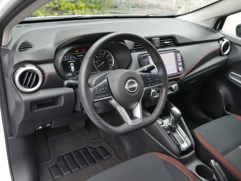 Certified 2023 Nissan Versa SR w/ Trunk Package image 4