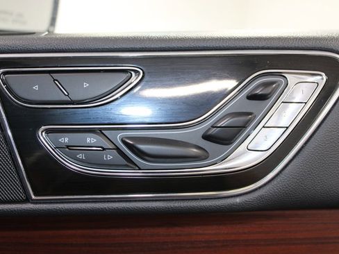 Used 2023 Lincoln Navigator Reserve AWD/4WD image 29