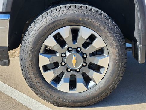 Certified 2025 Chevrolet Silverado 2500 LT w/ Safety Package image 7