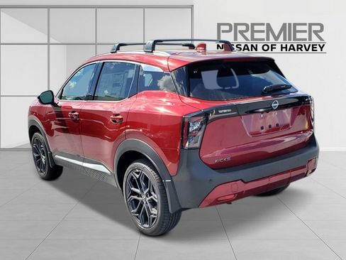New 2026 Nissan Kicks SR FWD image 4