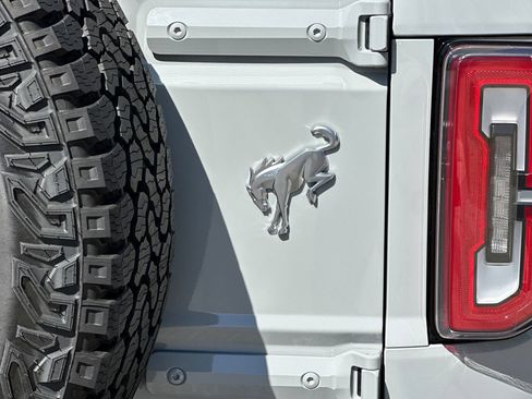 New 2026 Ford Bronco Badlands AWD/4WD image 27