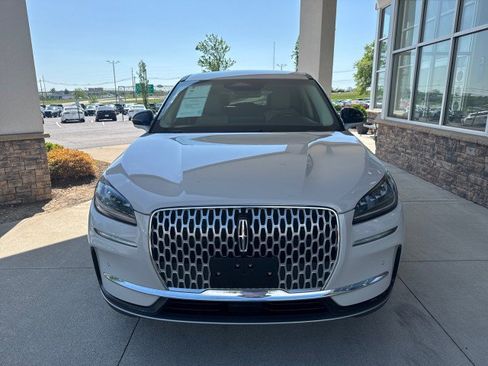 Used 2023 Lincoln Corsair AWD w/ Equipment Group 101A image 3