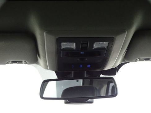 Used 2015 RAM 1500 Laramie Limited image 29