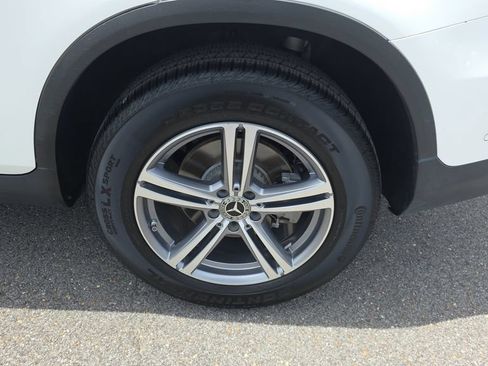 Used 2022 Mercedes-Benz GLC 300 image 10