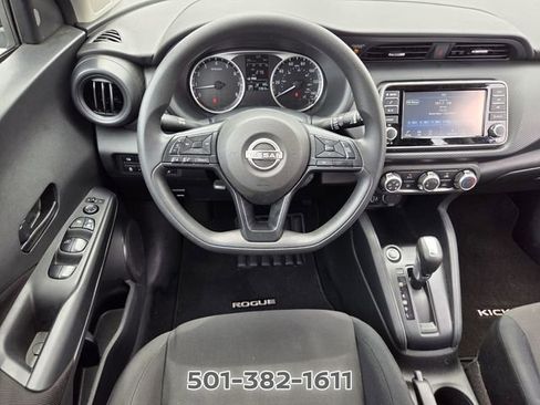 Used 2025 Nissan Kicks Play S FWD image 13