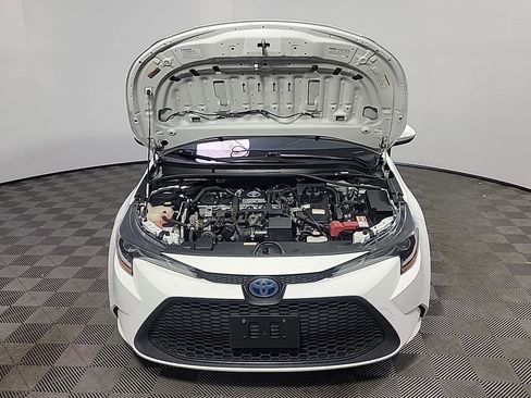 Used 2020 Toyota Corolla LE FWD image 13