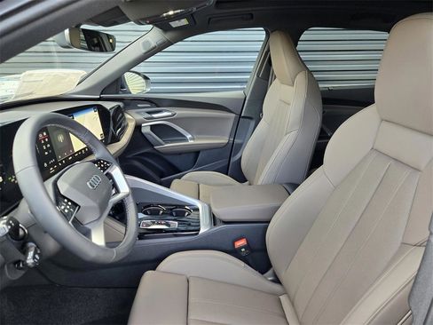 New 2025 Audi Q5 Premium Plus image 26