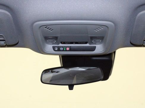 Used 2024 Chevrolet Malibu LT image 28