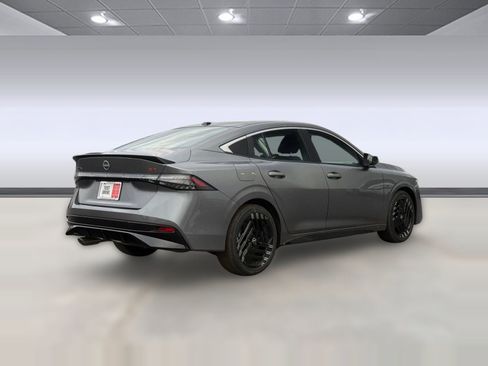 New 2026 Nissan Sentra SR image 8