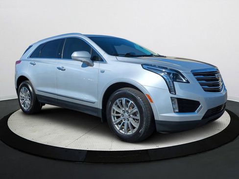 Used 2019 Cadillac XT5 Luxury image 2