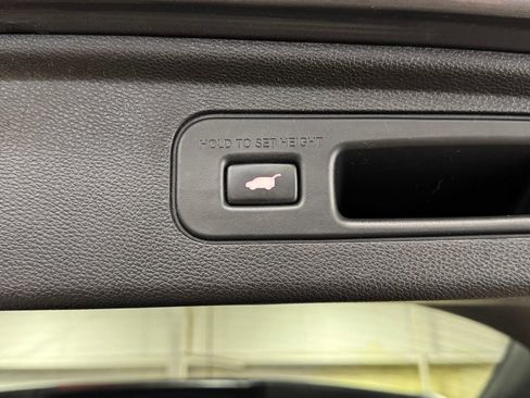 Used 2023 Honda Odyssey Touring image 49