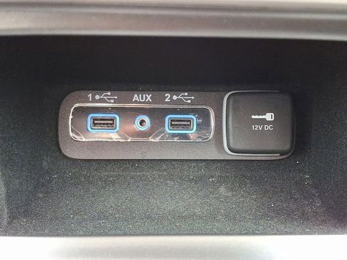 Used 2021 Jeep Grand Cherokee Laredo X AWD/4WD image 23