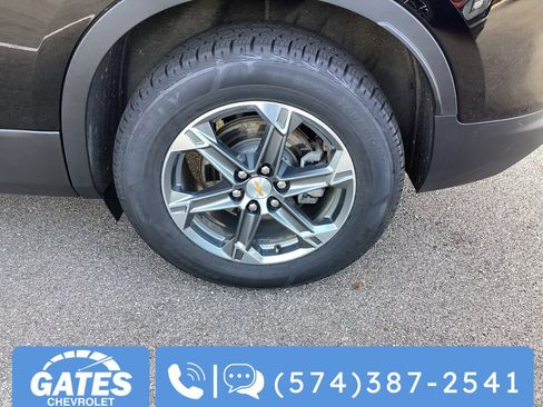 Used 2025 Chevrolet Blazer LT AWD/4WD image 34