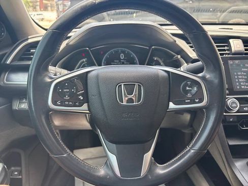 Used 2016 Honda Civic Touring image 25