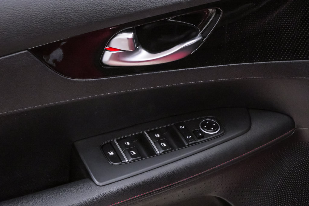 Used 2022 Kia Forte GT w/ GT Technology Package FWD image 25