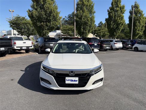 Used 2018 Honda Accord EX-L image 8