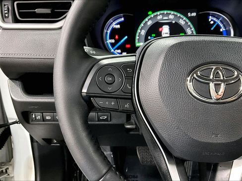Used 2025 Toyota RAV4 XLE w/ Convenience Package AWD/4WD image 24