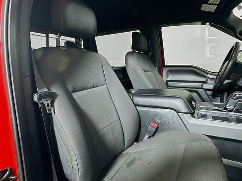Used 2016 Ford F150 XLT w/ Equipment Group 302A Luxury AWD/4WD image 28