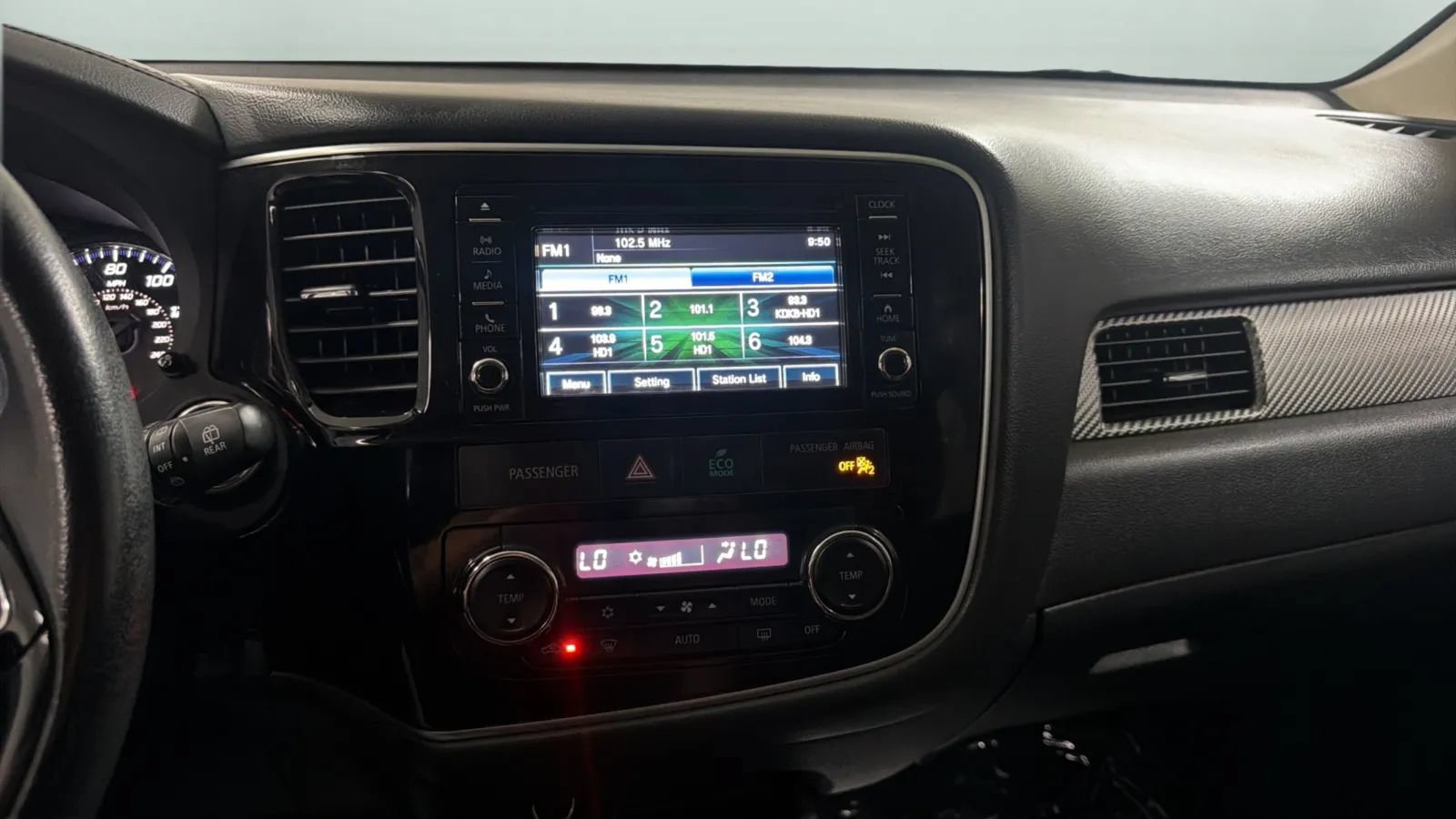 Used 2016 Mitsubishi Outlander SE FWD image 13